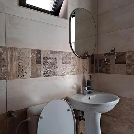 بيت ضيافة Luna كوستِنيست