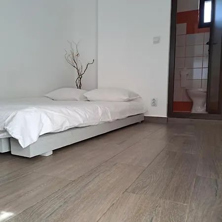 Casa de hóspedes Luna 3*