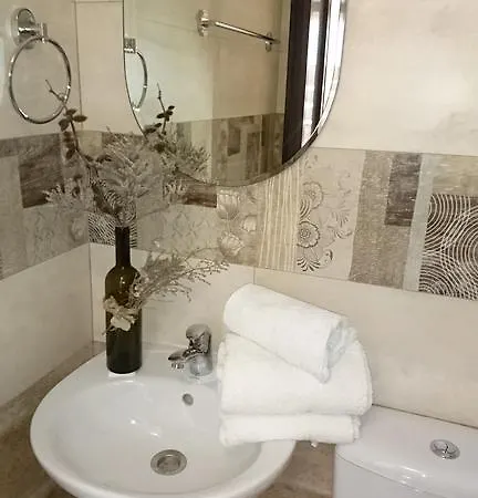 Luna بيت ضيافة 3*